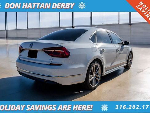 Used 2017 Volkswagen Passat 1.8T R-Line image 23