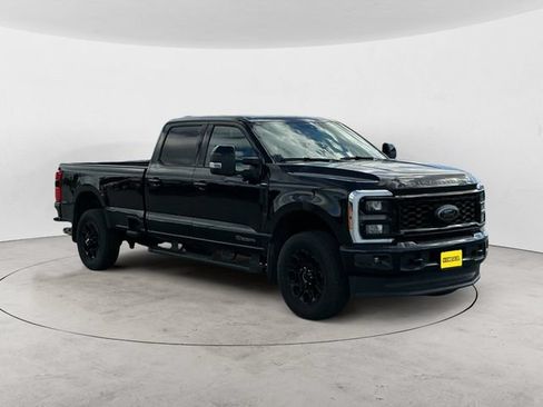 Used 2025 Ford F350 Lariat w/ Black Appearance Package AWD/4WD image 7
