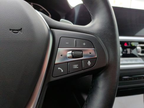 Used 2022 BMW 330i Sedan w/ Driving Assistance Package image 17