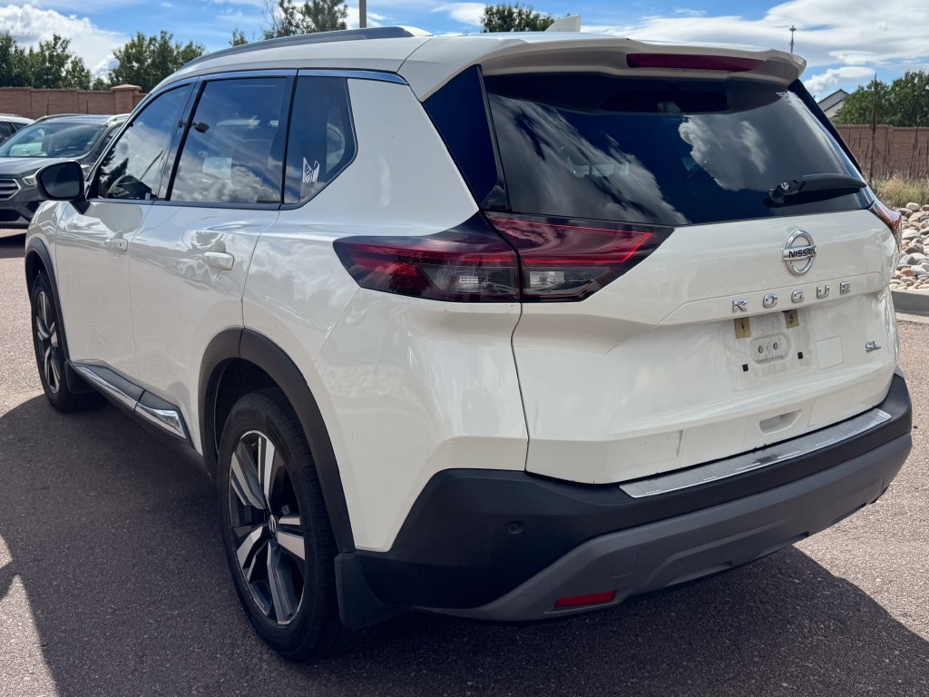 Used 2021 Nissan Rogue SL w/ Premium Package FWD image 4