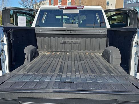 Used 2023 GMC Sierra 1500 AT4 w/ AT4 Premium Package image 12