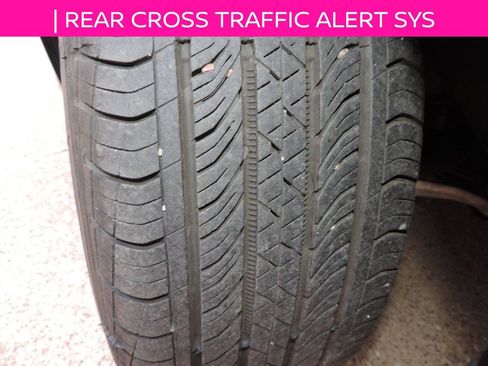 Used 2024 Nissan Altima 2.5 SV w/ SV Premium Package image 15