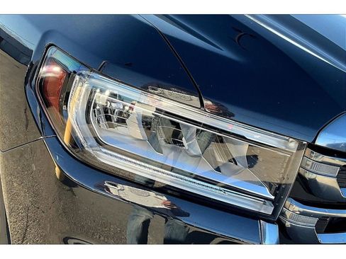 Used 2020 GMC Acadia AT4 image 30