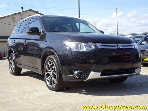 Used 2015 Mitsubishi Outlander GT AWD/4WD image 4