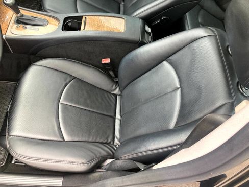 Used 2008 Mercedes-Benz E 350 4MATIC Sedan image 9