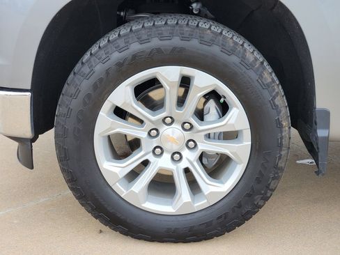 Used 2026 Chevrolet Silverado 1500 LTZ w/ LTZ Premium Package image 19