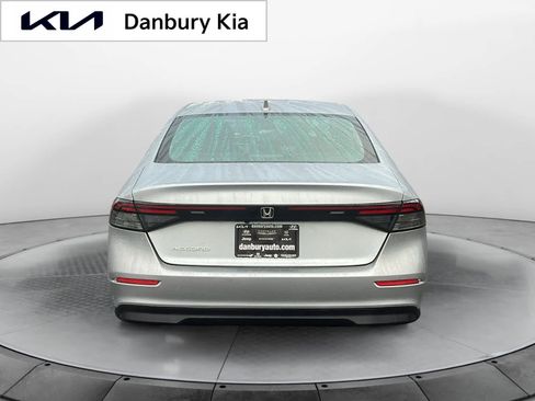 Used 2025 Honda Accord LX image 5