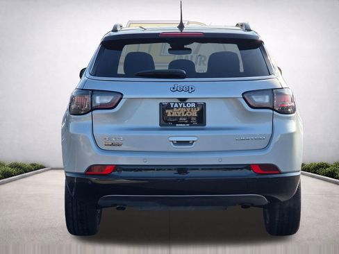 Used 2024 Jeep Compass Limited w/ Elite Group AWD/4WD image 6