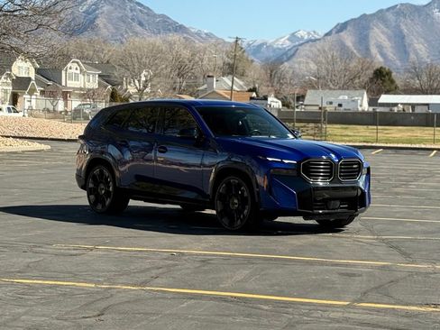 Used 2023 BMW XM image 3