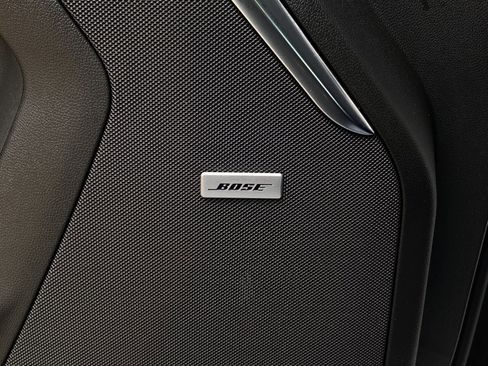 Used 2025 GMC Yukon Denali w/ Denali Reserve Package image 26