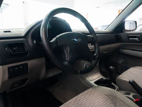 Used 2004 Subaru Forester 2.5XS AWD/4WD image 19