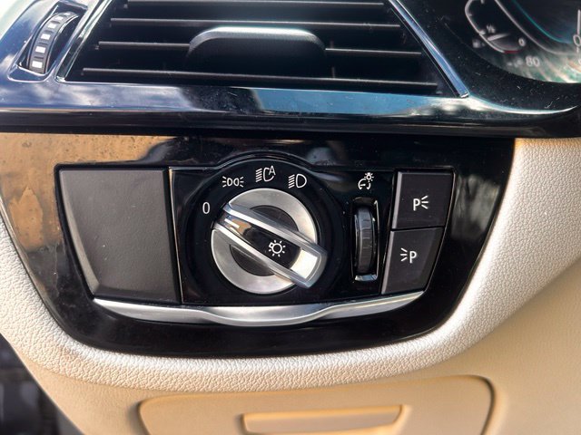 Used 2023 BMW 530e xDrive w/ Executive Package AWD/4WD image 21