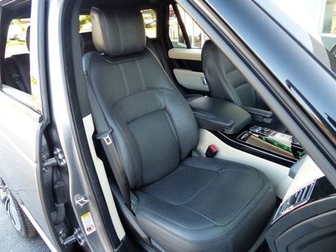Used 2016 Land Rover Range Rover Supercharged AWD/4WD image 53
