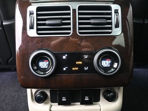 Used 2020 Land Rover Range Rover Long Wheelbase HSE image 22