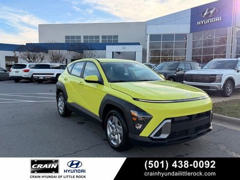 New 2026 Hyundai Kona SE image 1