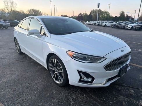 Used 2019 Ford Fusion Titanium FWD image 1
