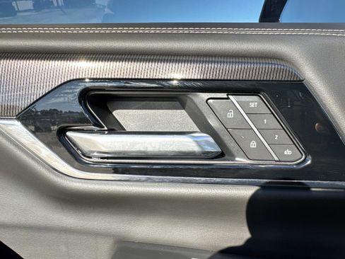 New 2026 GMC Yukon Elevation w/ LPO, Get Active Package image 22