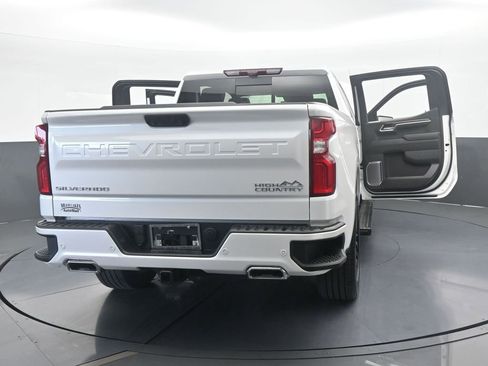 Used 2025 Chevrolet Silverado 1500 High Country w/ Technology Package image 89