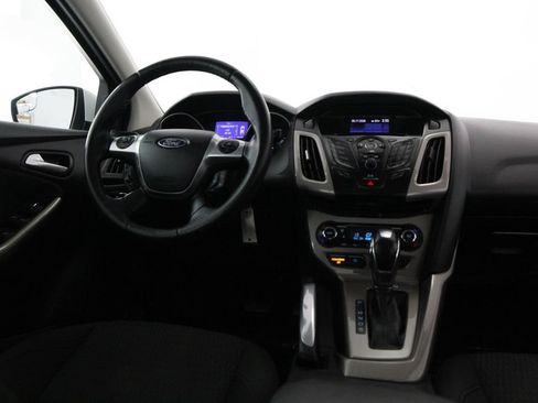 Used 2012 Ford Focus SEL FWD image 10