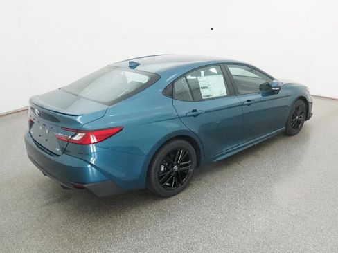 New 2026 Toyota Camry SE image 38