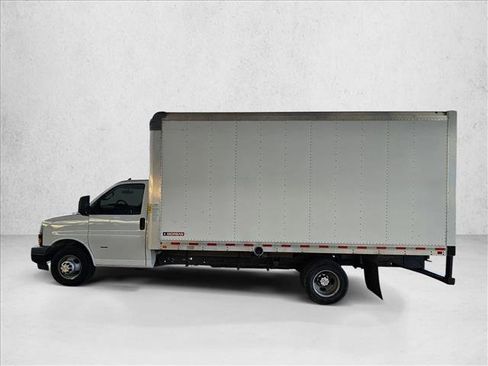 Used 2021 Chevrolet Express 3500 image 8