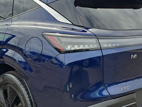 Used 2025 Nissan Murano SV image 36