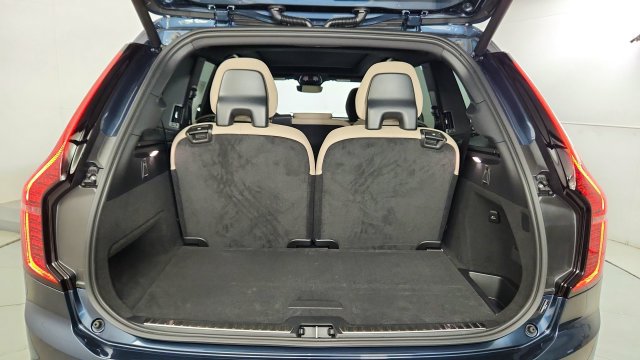 New 2026 Volvo XC90 T8 Plus w/ Protection Package AWD/4WD image 41