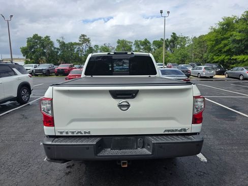 Certified 2018 Nissan Titan PRO-4X w/ Pro-4x Convenience Package image 4