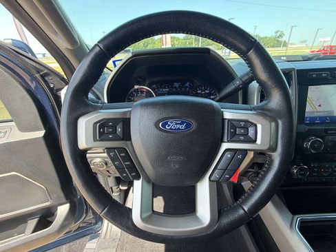 Used 2020 Ford F250 Lariat w/ Lariat Value Package AWD/4WD image 11
