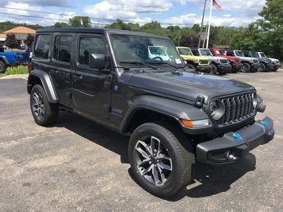 New 2024 Jeep Wrangler Unlimited w/ Convenience Group