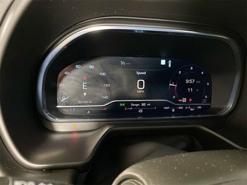 Used 2023 GMC Yukon SLE w/ Gmc Pro Safety Plus Package image 15