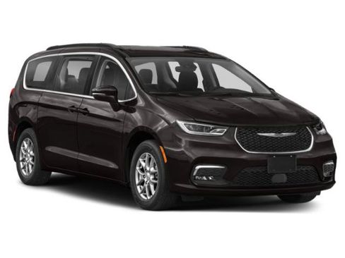 Certified 2023 Chrysler Pacifica Limited w/ Uconnect Theater Family Group FWD image 6