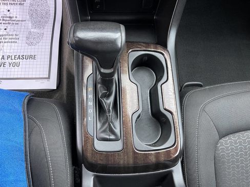 Used 2017 GMC Canyon SLE w/ SLE Convenience Package image 23