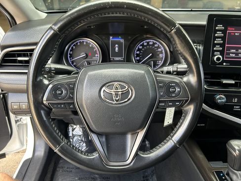 Used 2021 Toyota Camry SE FWD image 13