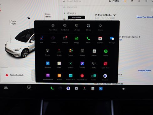 Used 2020 Tesla Model Y Long Range image 17