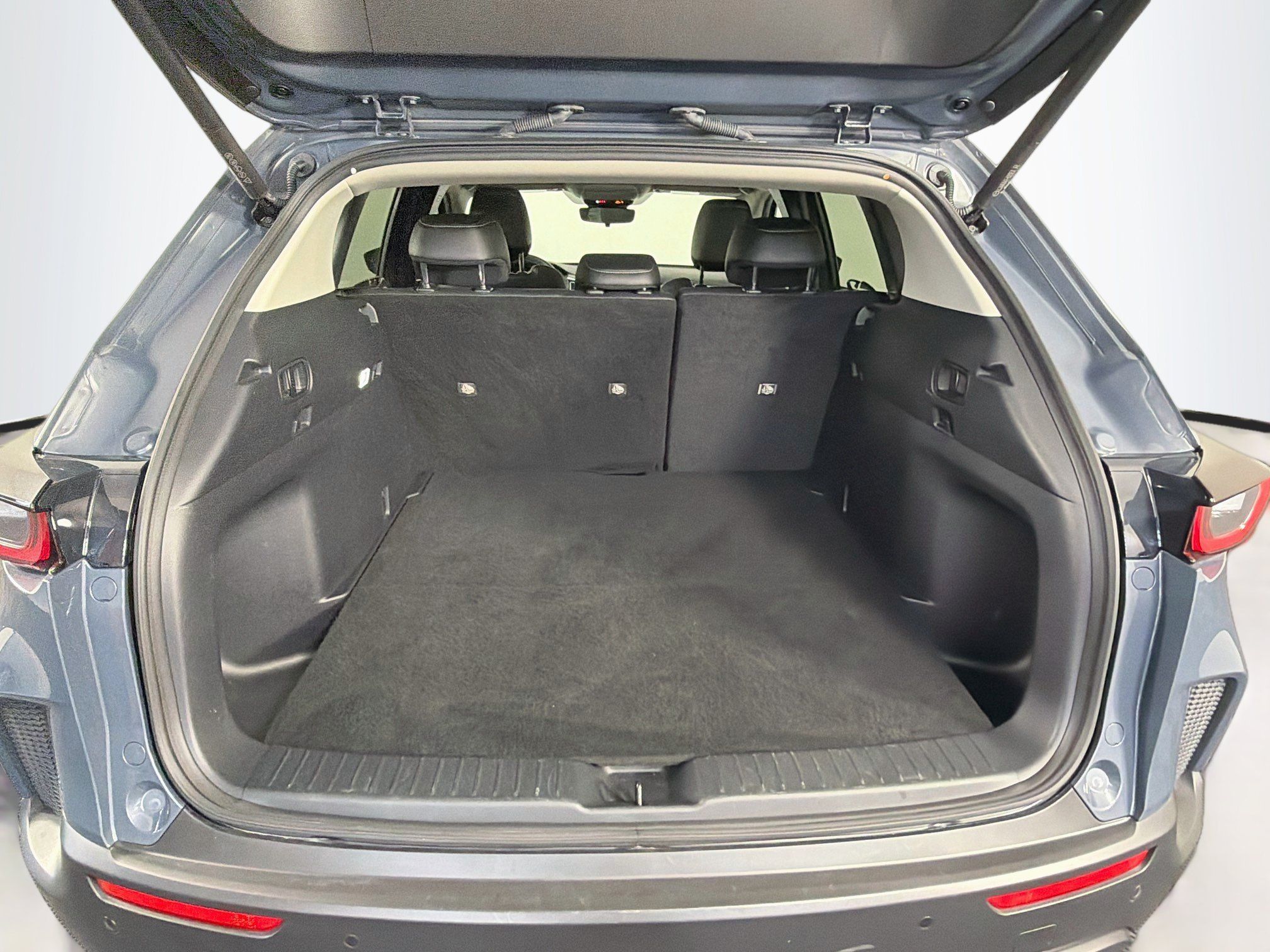 Used 2026 MAZDA CX-50 AWD 2.5 S w/ Preferred Pkg image 31