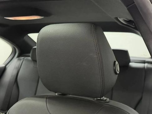 Used 2017 BMW 330i Sedan RWD image 36