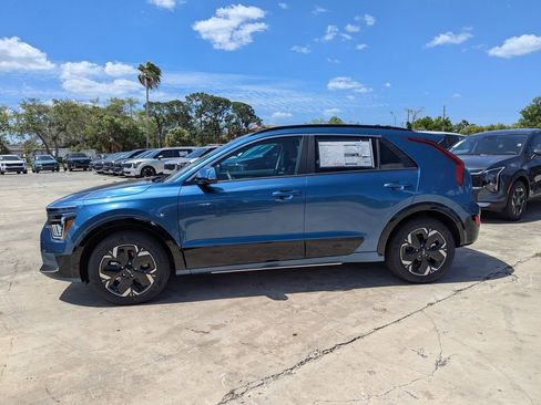 New 2026 Kia Niro Wind FWD image 5