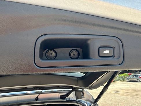 Used 2022 Honda Pilot Elite image 37
