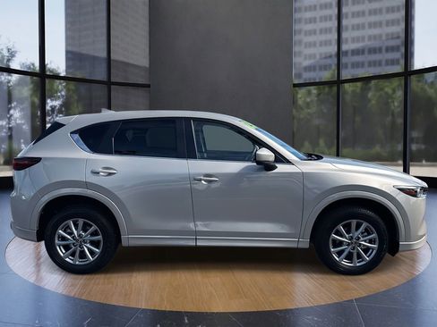 Certified 2025 MAZDA CX-5 AWD 2.5 S w/ Select Package image 2