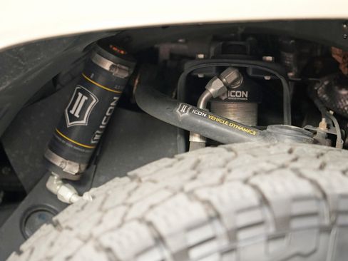 Used 2020 Toyota Tacoma TRD Sport image 48