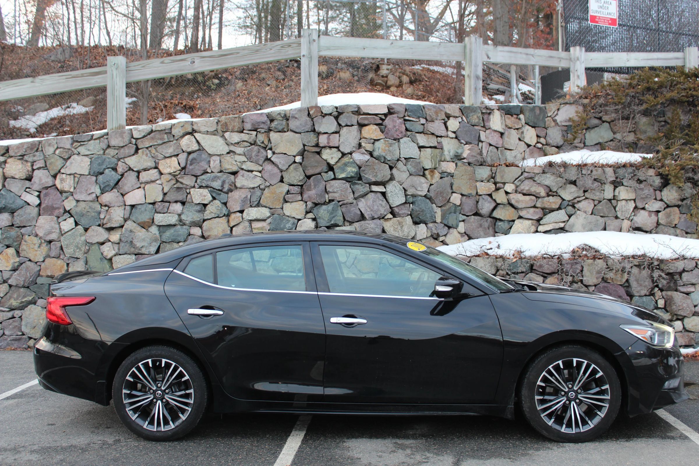 Used 2017 Nissan Maxima Platinum w/ Medallion Package FWD image 5