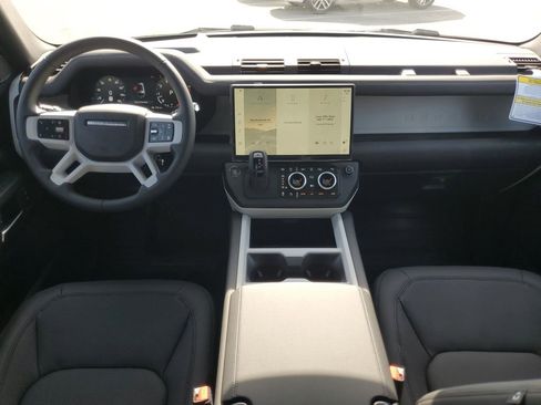 New 2026 Land Rover Defender 130 X-Dynamic SE AWD/4WD image 25