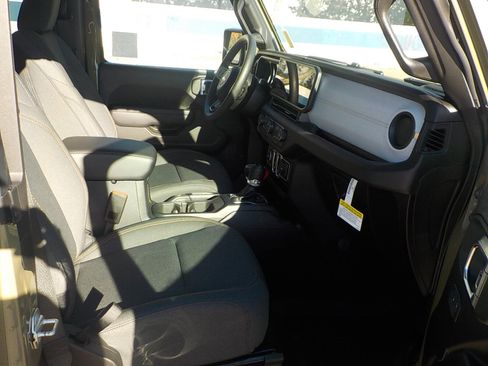 New 2026 Jeep Wrangler Sport AWD/4WD image 28