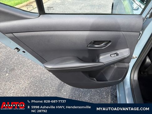 Used 2025 Nissan Sentra SV FWD image 24