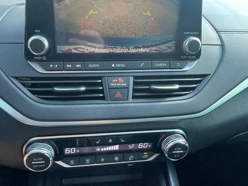 Used 2019 Nissan Altima 2.5 SV FWD image 22