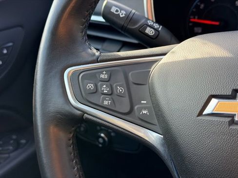 Used 2019 Chevrolet Equinox LT w/ Driver Convenience Package image 9