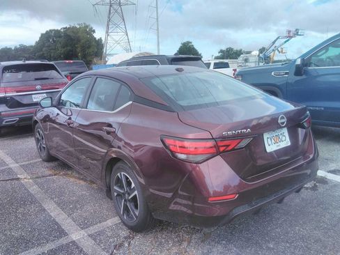 Used 2024 Nissan Sentra SV FWD image 2