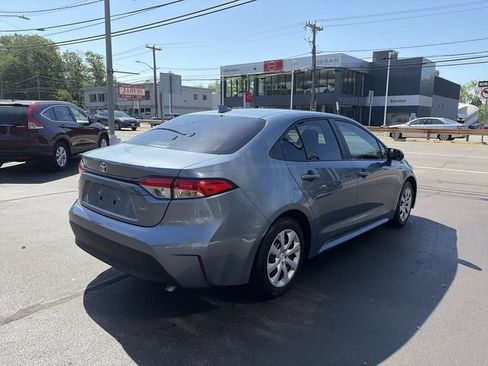 Used 2024 Toyota Corolla LE FWD image 8