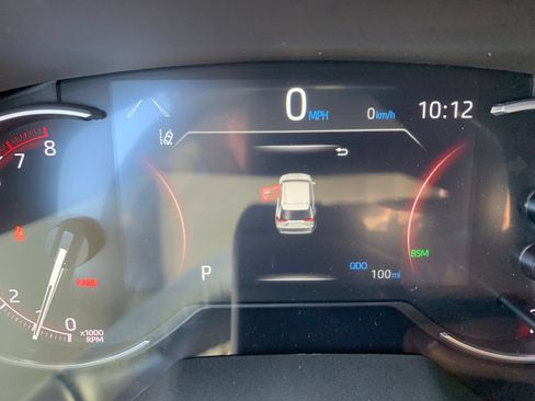 New 2025 Toyota RAV4 XLE w/ Convenience Package AWD/4WD image 18